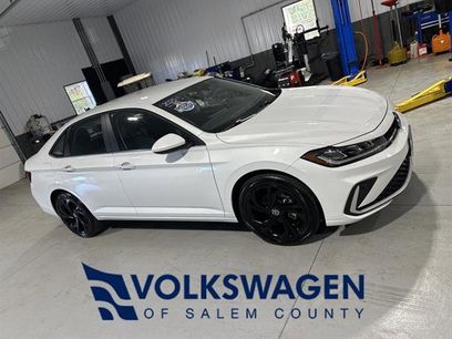 Certified 2025 Volkswagen Jetta SE w/ Black Wheel Package