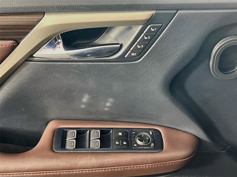 Used 2018 Lexus RX 350L AWD image 19