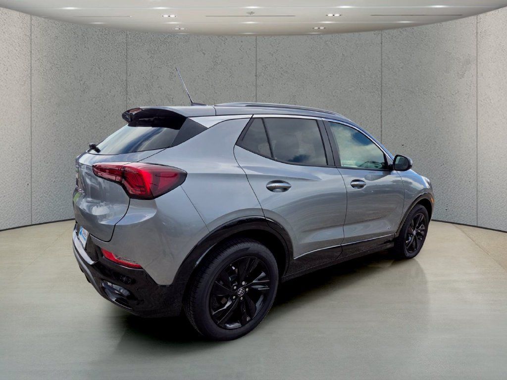 Used 2025 Buick Encore GX Sport Touring w/ Comfort Package FWD image 5