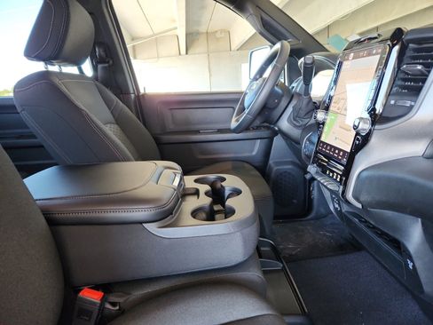 New 2025 RAM 2500 Tradesman image 19