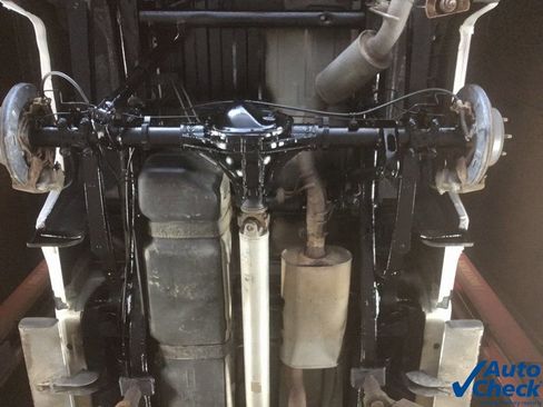 Used 2017 Chevrolet Silverado 1500 High Country image 14