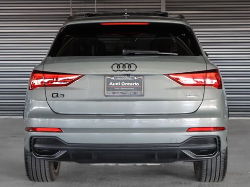Used 2023 Audi Q3 2.0T Premium w/ Black Optic Sport Package AWD/4WD image 13