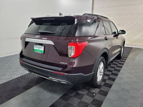Used 2022 Ford Explorer XLT w/ Equipment Group 202A AWD/4WD image 9