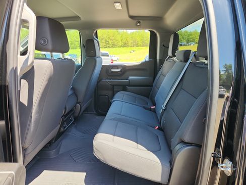 Used 2021 Chevrolet Silverado 1500 Custom Trail Boss AWD/4WD image 33