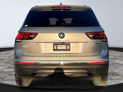 Used 2023 Volkswagen Tiguan SE
