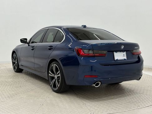 Used 2024 BMW 330i Sedan w/ Premium Package RWD image 3