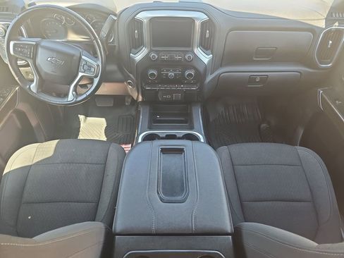 Used 2021 Chevrolet Silverado 1500 RST w/ Bed Protection Package AWD/4WD image 9