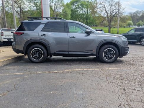 Certified 2025 Nissan Pathfinder Rock Creek AWD/4WD image 14