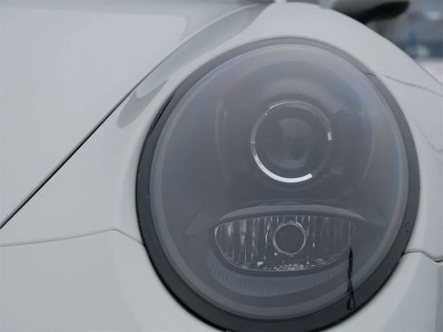 Used 2016 Porsche 911 GT3 RS image 6