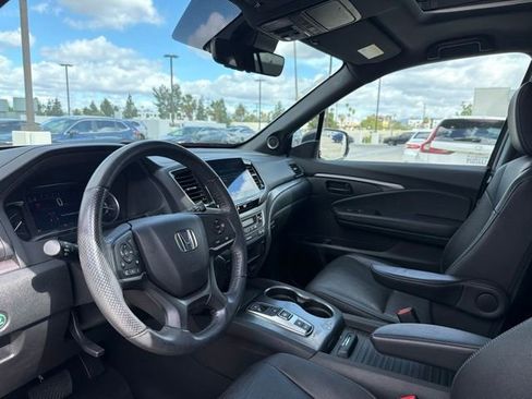Used 2023 Honda Passport EX-L image 3