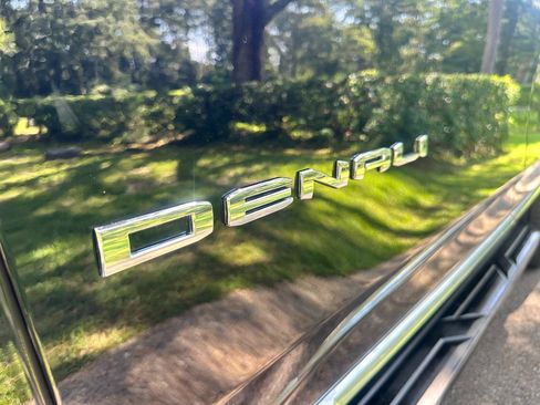 Used 2023 GMC Yukon Denali w/ LPO, Floor Liner Package RWD image 54