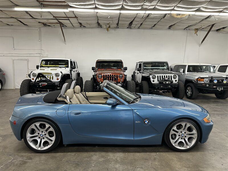 Used 2003 BMW Z4 3.0i RWD image 9