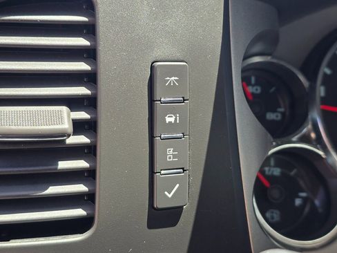 Used 2012 Chevrolet Silverado 1500 LT w/ All-Star Edition RWD image 40