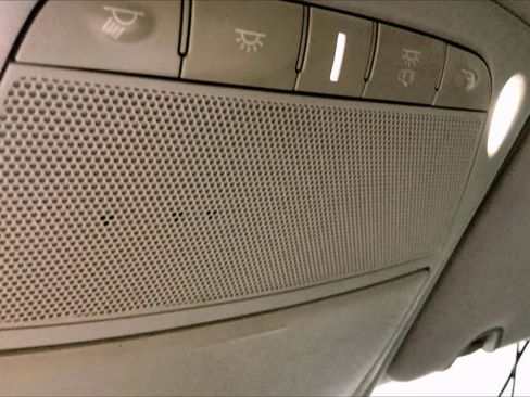 Used 2016 Nissan Rogue S FWD image 31