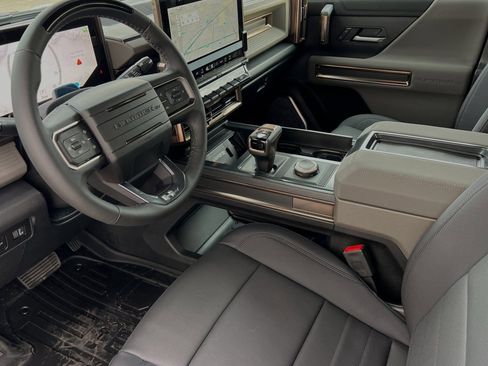 New 2025 GMC Hummer EV 3X AWD/4WD image 11