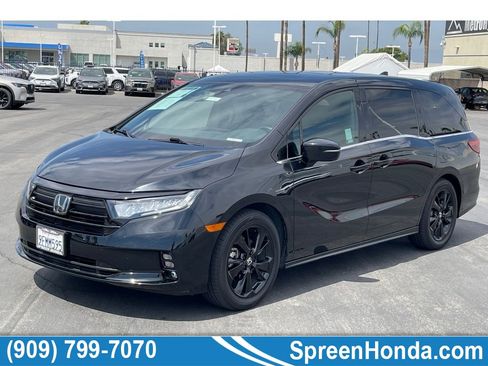 Used 2023 Honda Odyssey Sport image 1