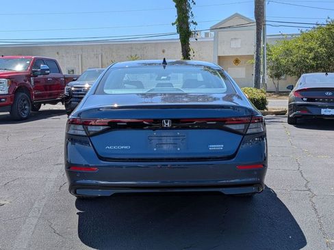 Used 2023 Honda Accord Touring image 6