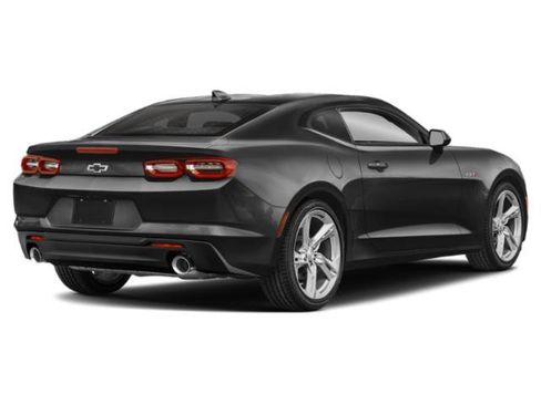 Used 2023 Chevrolet Camaro LT w/ Technology Package RWD image 2