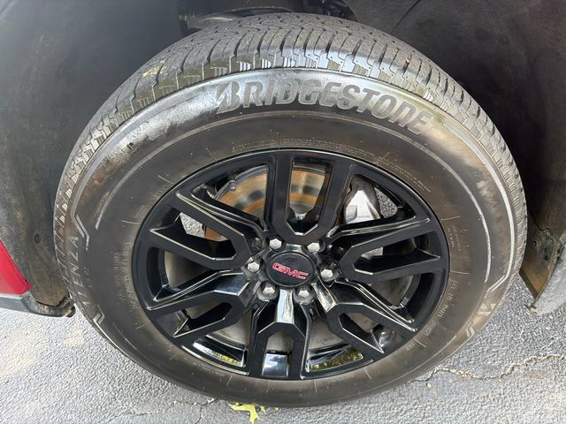 Used 2023 GMC Sierra 1500 Elevation AWD/4WD image 11