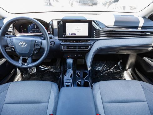 Used 2026 Toyota Camry LE FWD image 10