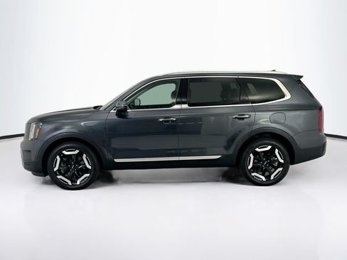 Used 2024 Kia Telluride S FWD image 8