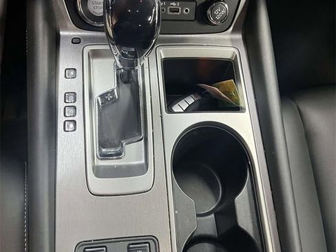 Used 2024 Nissan Murano SV image 21