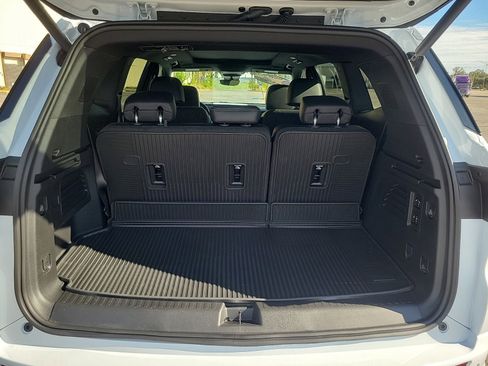 New 2026 Buick Enclave Avenir w/ Super Cruise Package image 7