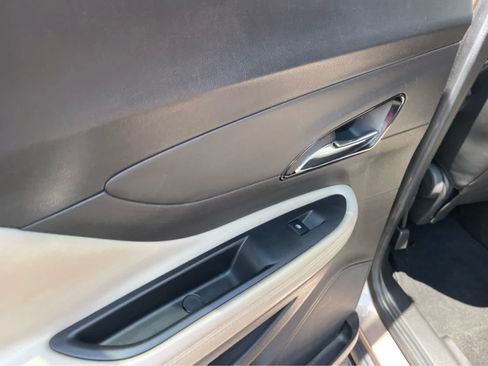 Used 2018 Buick Encore Preferred FWD image 19
