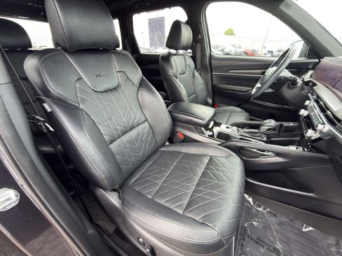 Used 2025 Kia Telluride SX X-Line AWD/4WD image 13