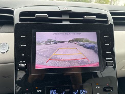 Used 2023 Hyundai Tucson SEL w/ Convenience Package AWD/4WD image 5