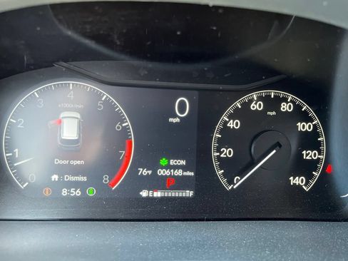 Used 2025 Honda Pilot Touring image 24