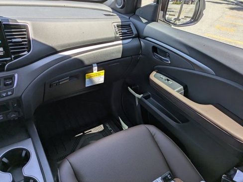New 2026 Honda Ridgeline RTL image 16