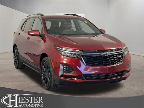 Used 2022 Chevrolet Equinox RS image 1