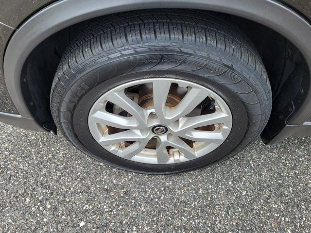 Used 2017 Nissan Rogue SV FWD image 5