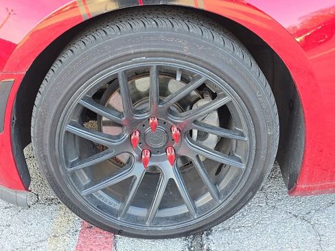 Used 2017 Chevrolet Camaro LT image 9