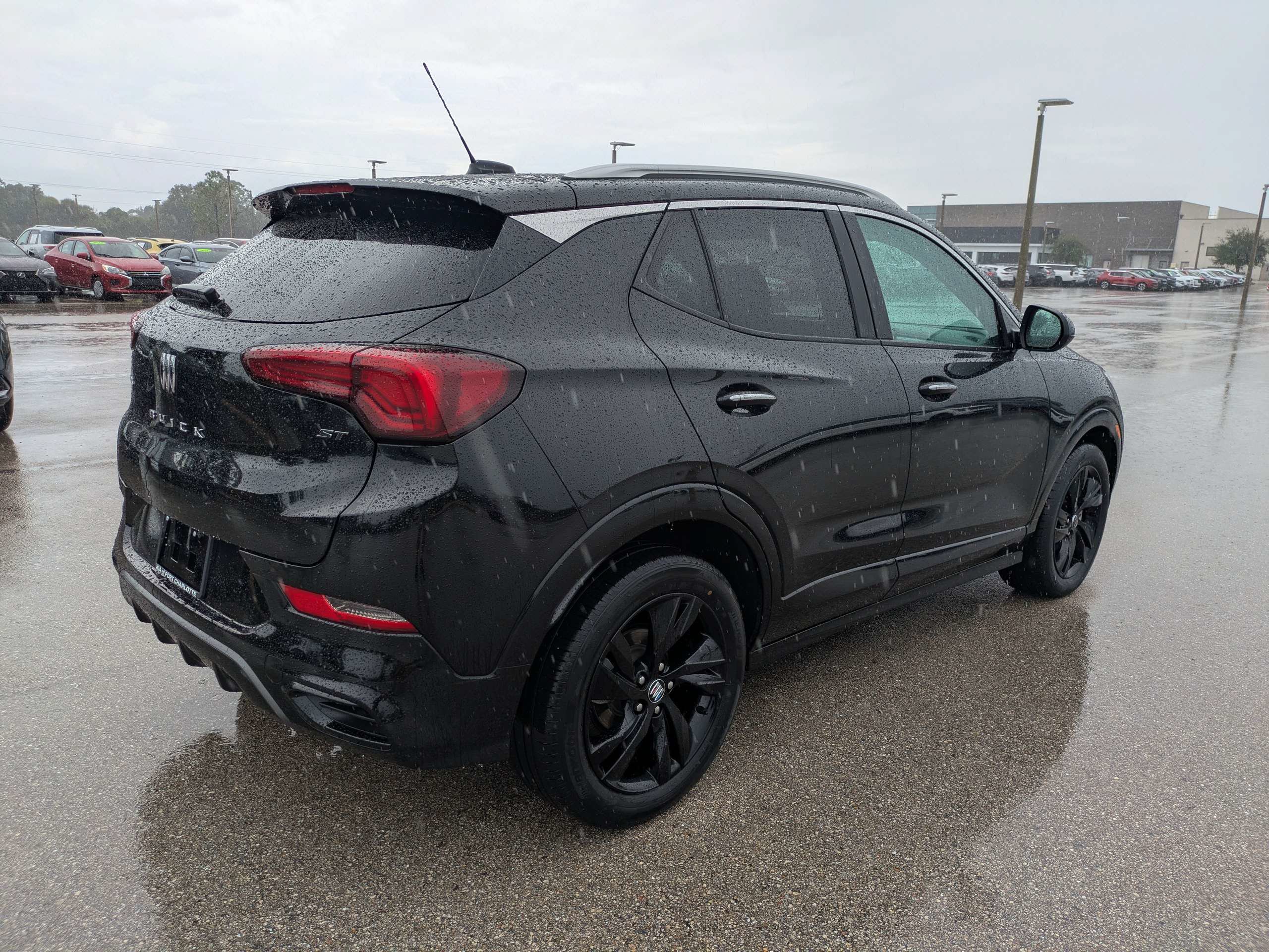 Used 2024 Buick Encore GX Sport Touring w/ Comfort Package FWD image 4