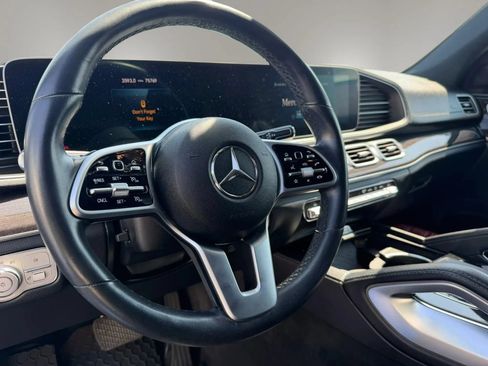 Used 2020 Mercedes-Benz GLS 450 4MATIC image 11