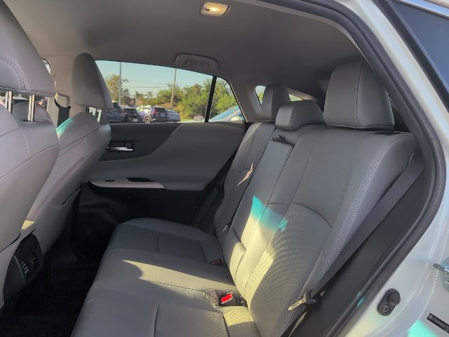 Used 2021 Toyota Venza XLE w/ Softex Package AWD/4WD image 10