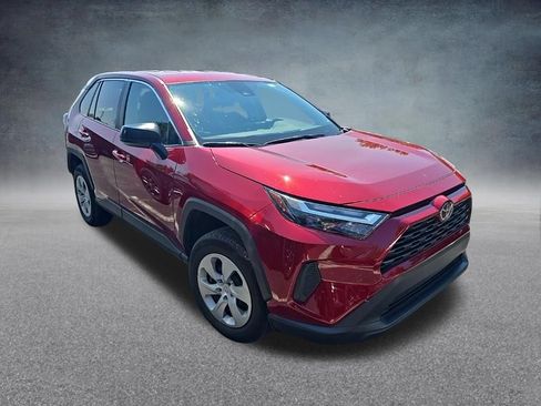 Used 2025 Toyota RAV4 LE AWD/4WD image 10