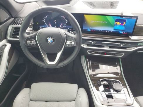 Used 2024 BMW X5 sDrive40i w/ Premium Package RWD image 18