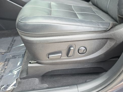Used 2022 Kia Telluride EX w/ EX Premium Package FWD image 21