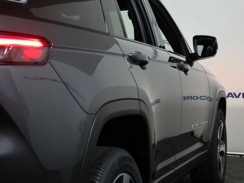 New 2026 Jeep Grand Cherokee Limited AWD/4WD image 5