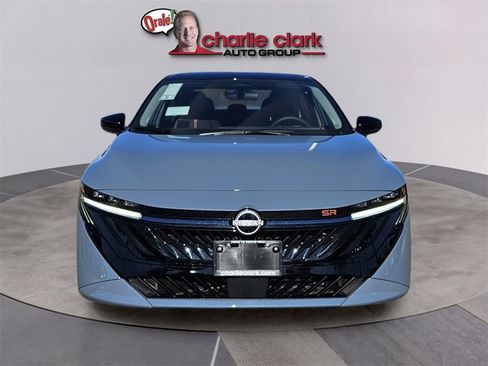 New 2026 Nissan Sentra SR w/ Floor Mat Package image 9