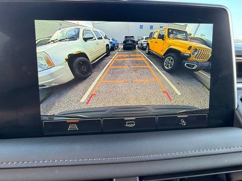 Used 2024 GMC Yukon SLE w/ Max Trailering Package AWD/4WD image 21