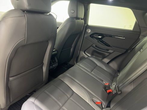 Used 2025 Land Rover Range Rover Evoque Dynamic SE image 21