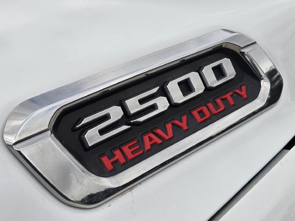 Used 2024 RAM 2500 Laramie AWD/4WD image 10
