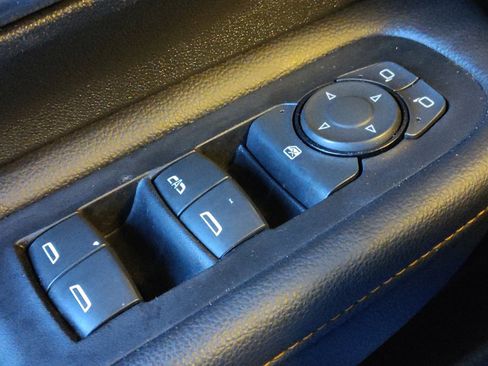 Used 2020 GMC Terrain SLE w/ Elevation Edition FWD image 27