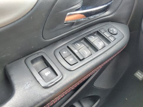 Used 2017 Dodge Grand Caravan GT FWD image 27