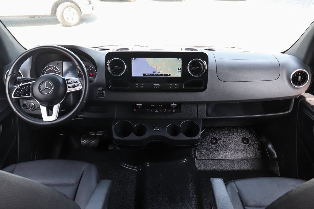Used 2023 Mercedes-Benz Sprinter 2500 image 23