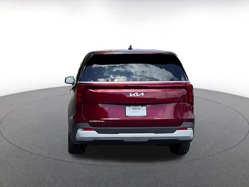Used 2026 Kia Carnival FWD image 12